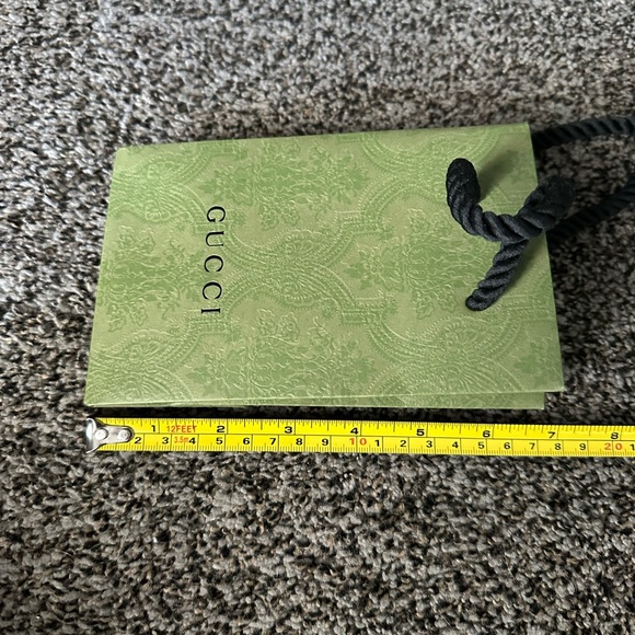 Brand New Mini Gucci Wallet Gift bag - Picture 2 of 7